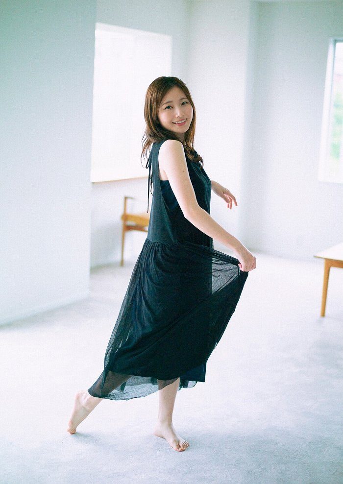 青山なぎさ 画像010