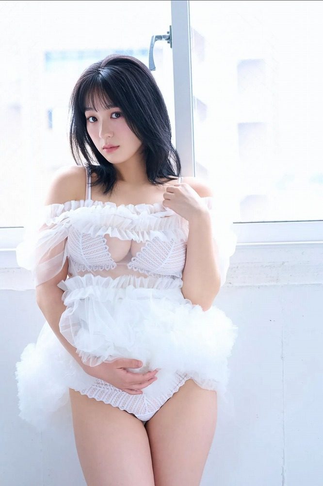 髙野真央 画像001