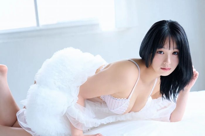 髙野真央 画像004