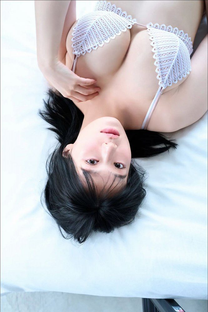 髙野真央 画像011