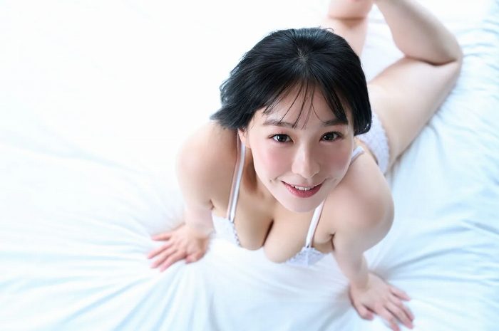 髙野真央 画像012