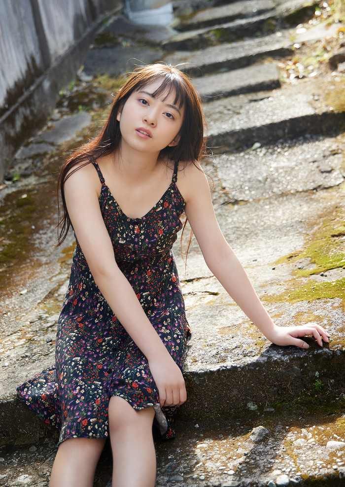 塚田百々花 画像002