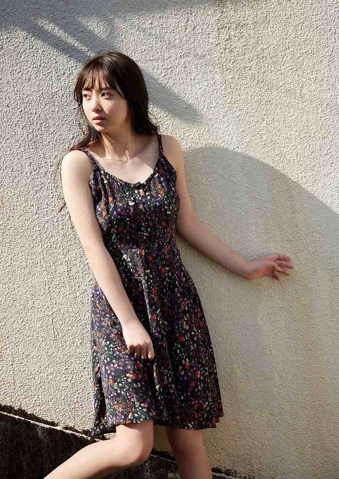 塚田百々花 画像003