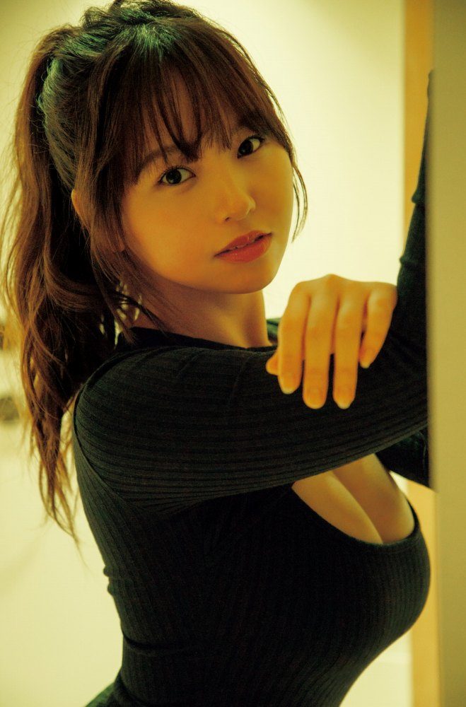 本郷柚巴 画像002