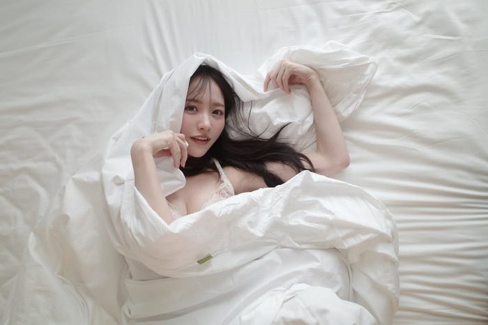 石田千穂 画像009