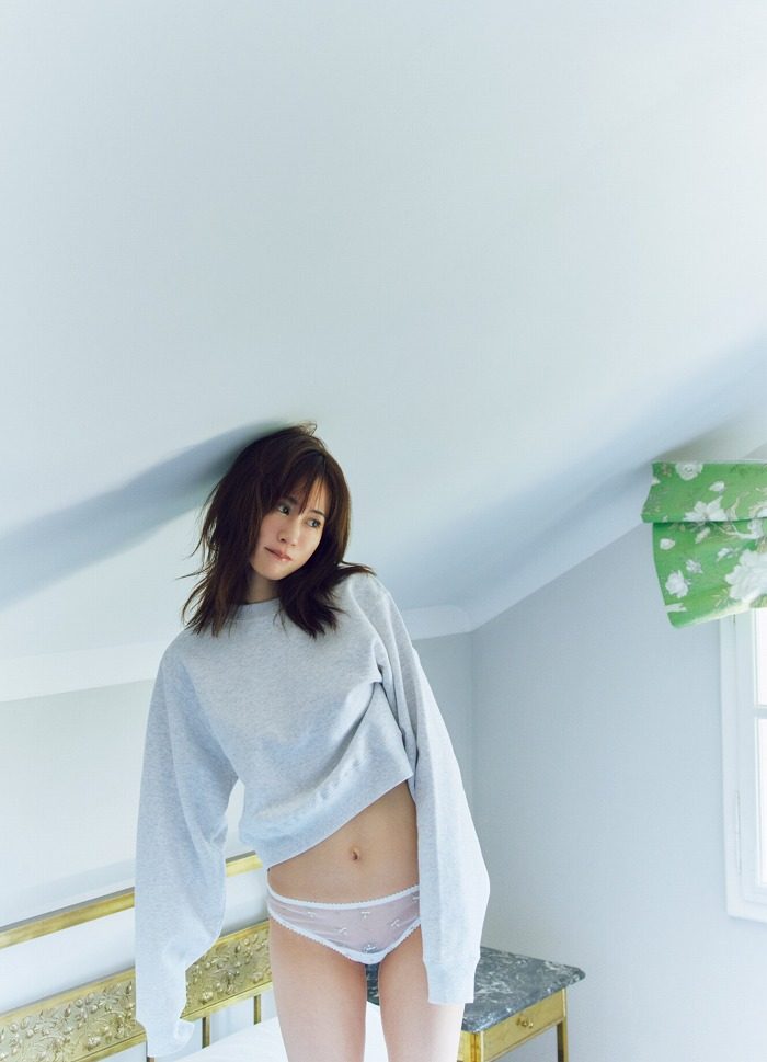 前田敦子 画像004
