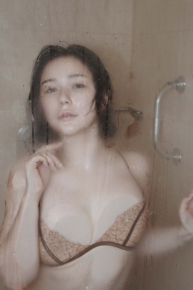 村重杏奈 画像002