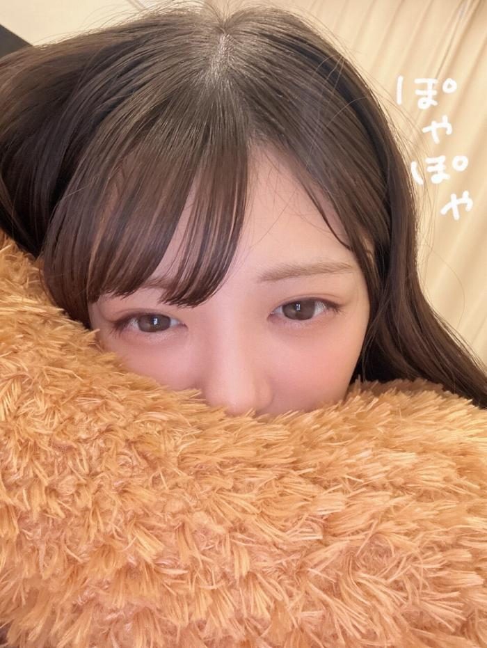 冨里奈央 画像010