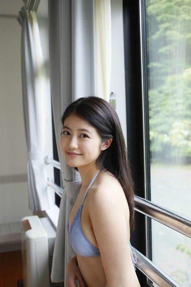 今田美桜 画像003