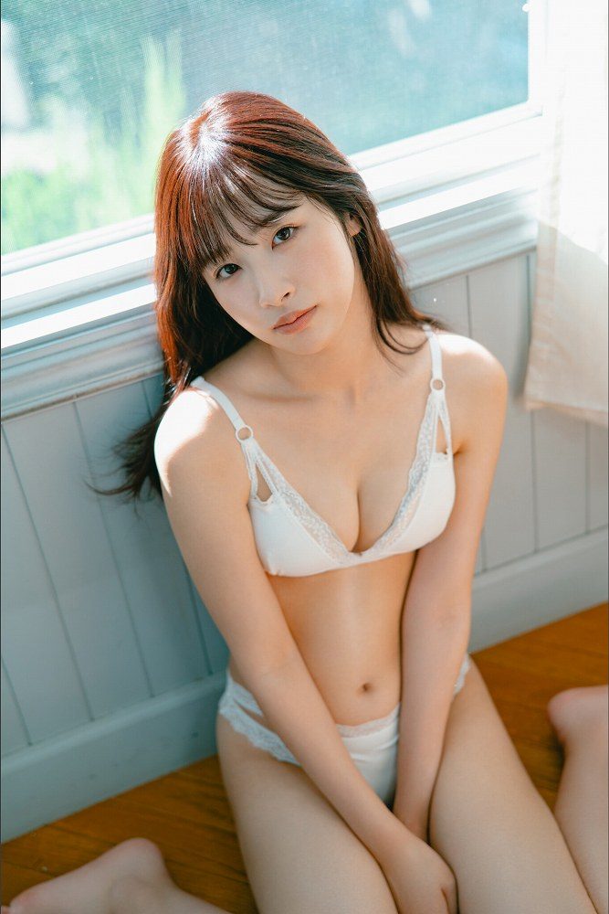 沖侑果 画像004