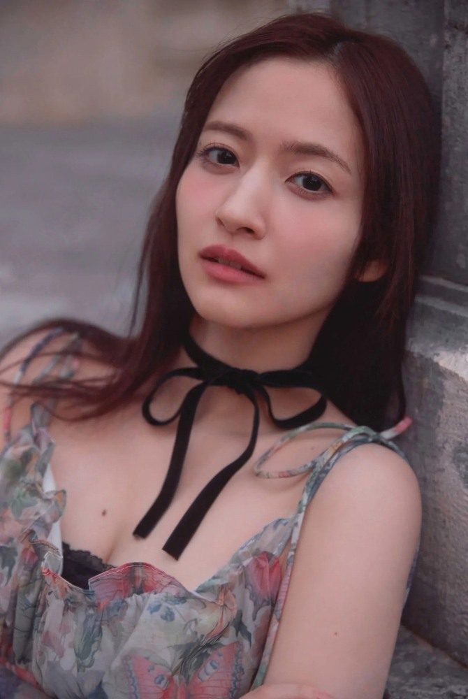 金川紗耶 画像010
