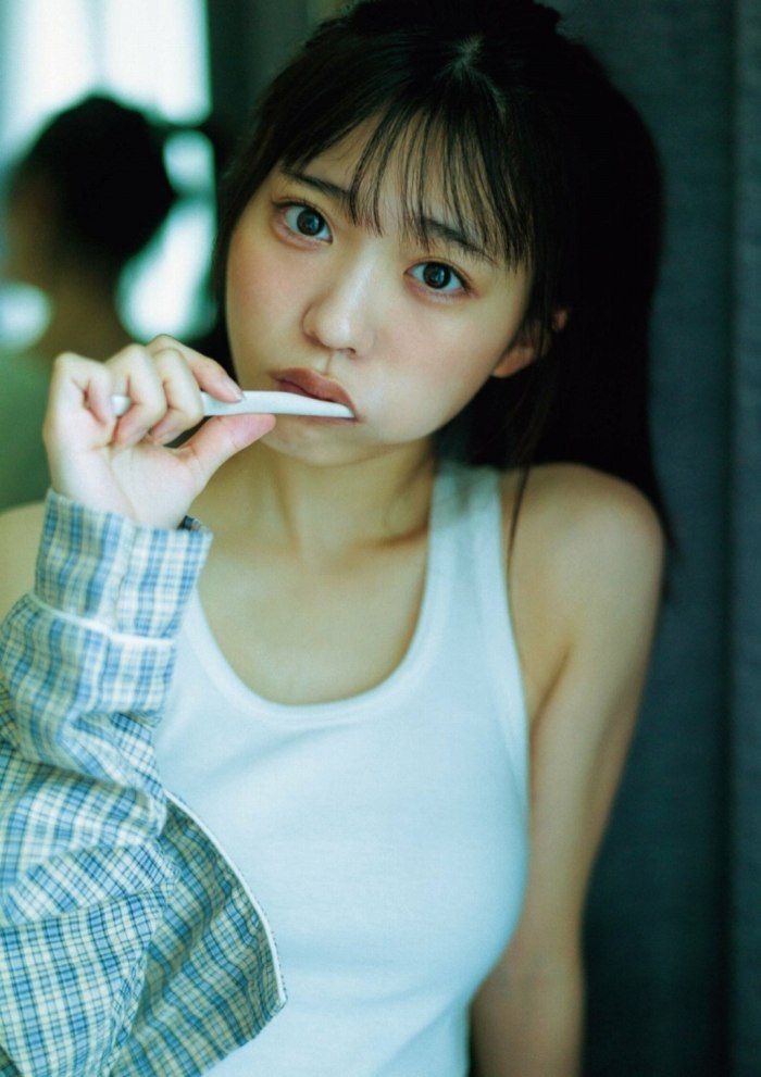 金澤亜美 画像027