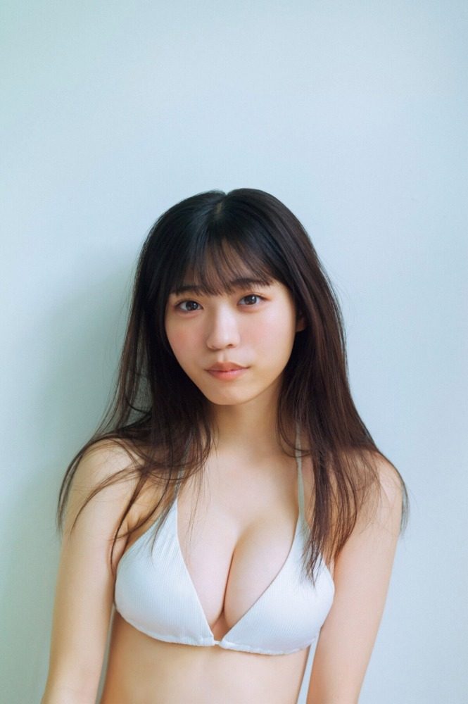 金澤亜美 画像035