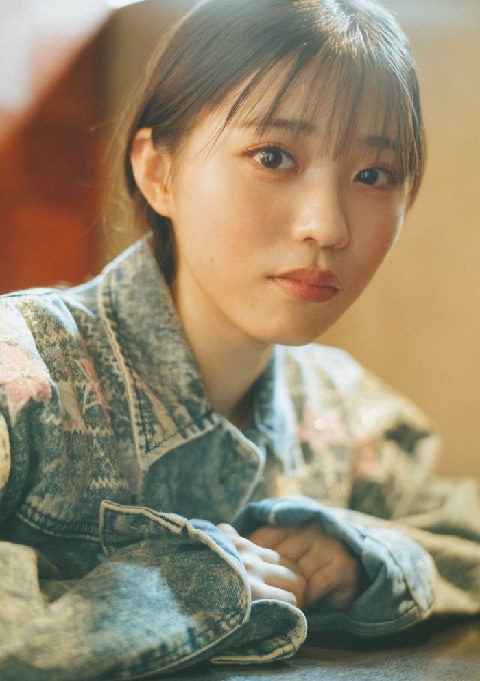 金澤亜美 画像054