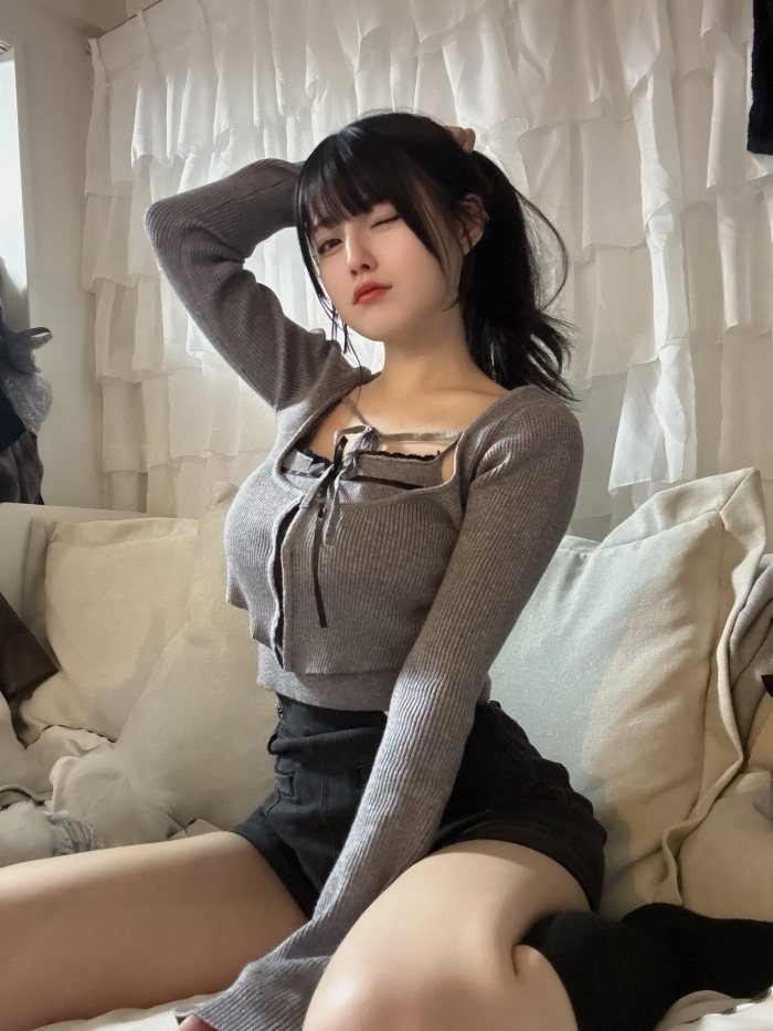 金丸紗希 画像046