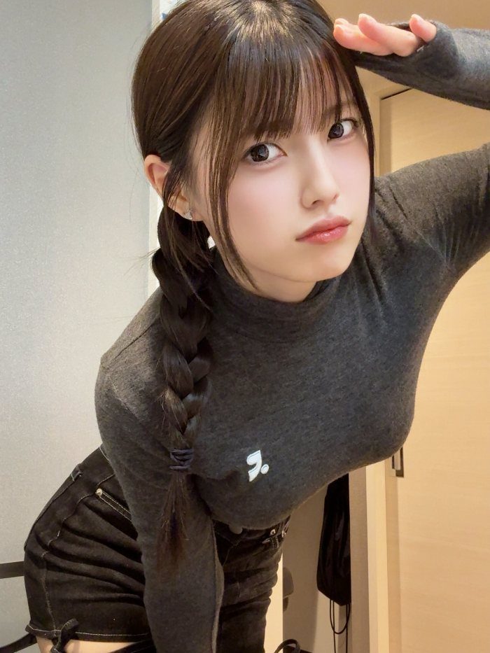 金丸紗希 画像057