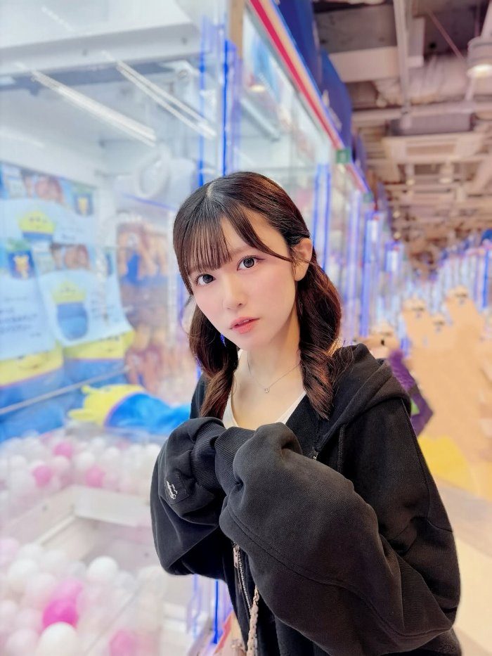 磯貝花音 画像025