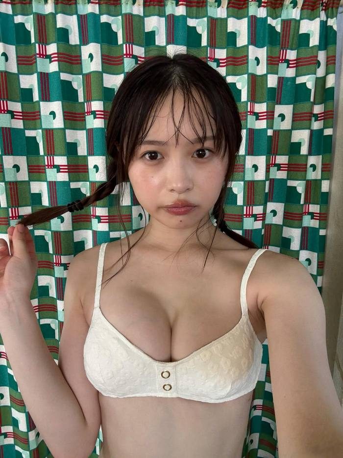 兵頭百華 画像041