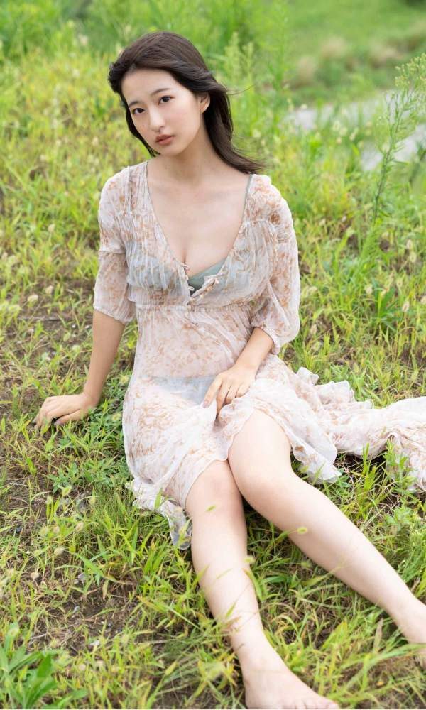 斉藤里奈 画像004