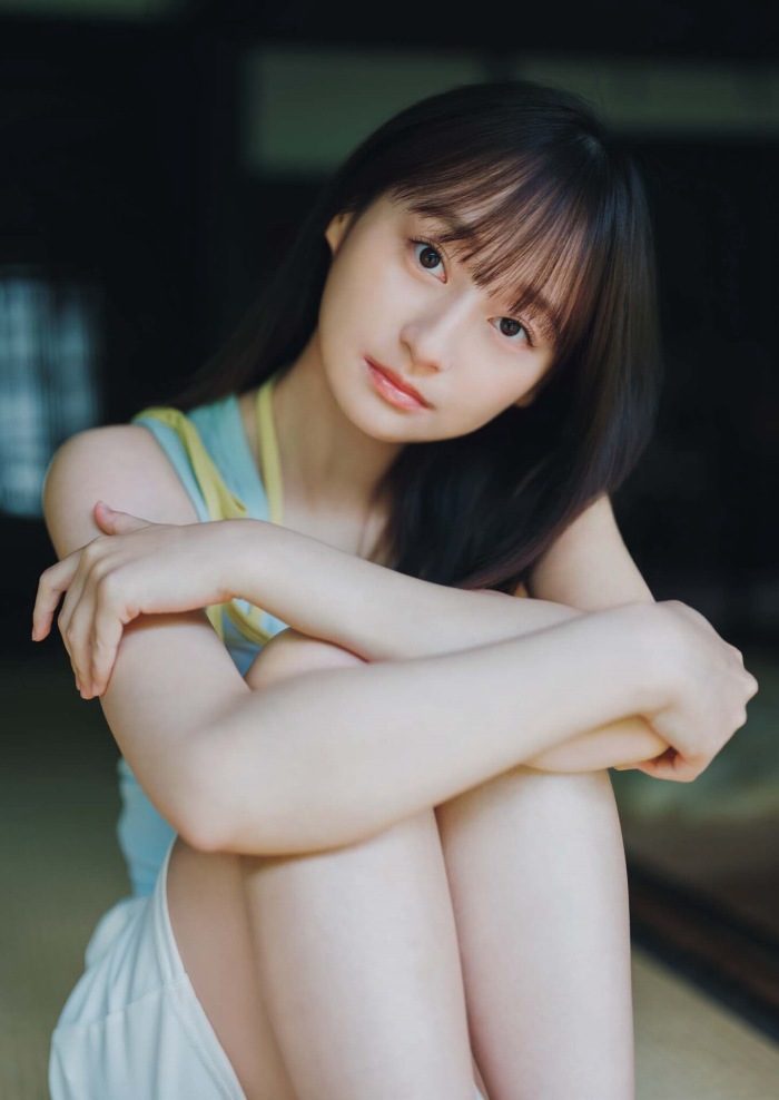 影山優佳 画像012